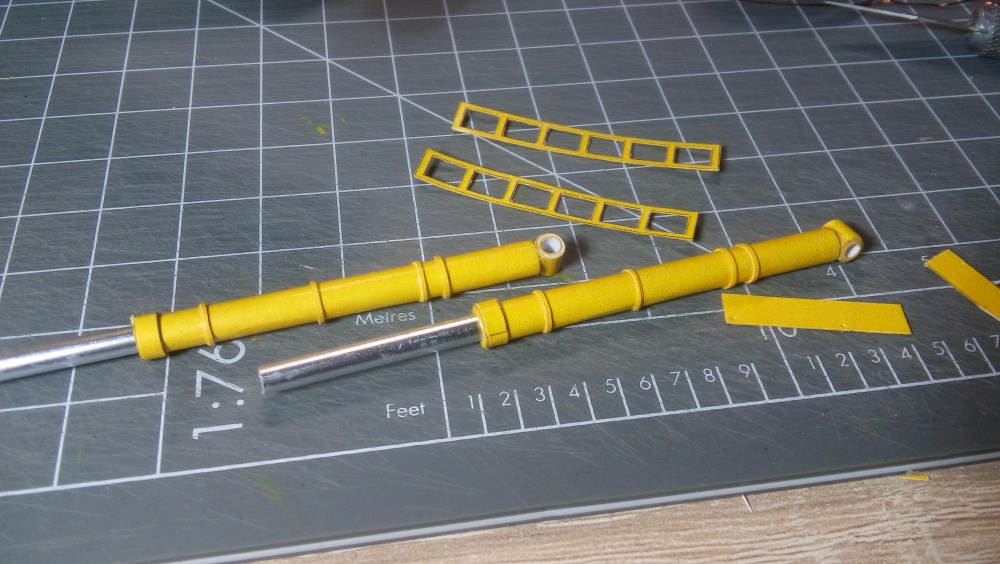 296223