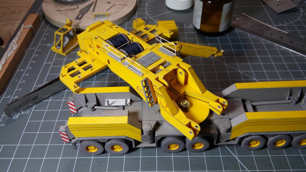 Liebherr LTM 11200 (Plná velikost v novém okně) Liebherr LTM 11200