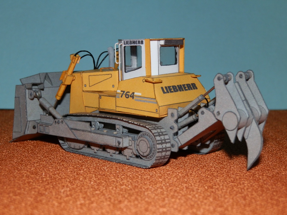 Liebherr PR764 (Plná velikost v novém okně) Liebherr PR764