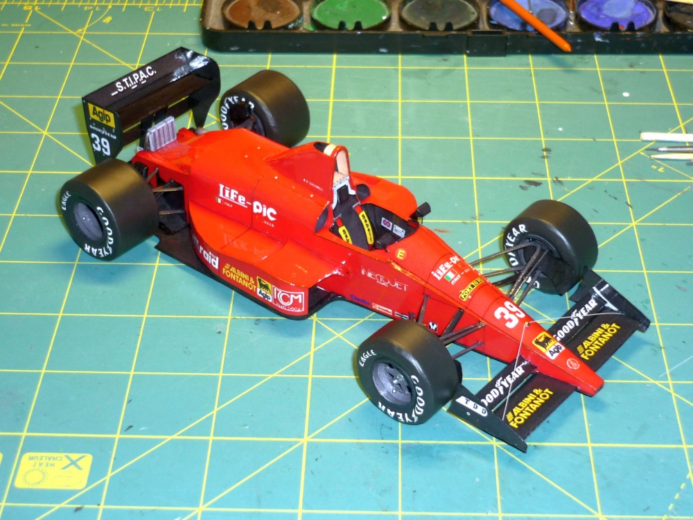 Life F190 - Bruno Giacomelli - GP Maďarska 1990 (Plnďż˝ velikost v novďż˝m oknďż˝) Life F190 - Bruno Giacomelli - GP Maďarska 1990