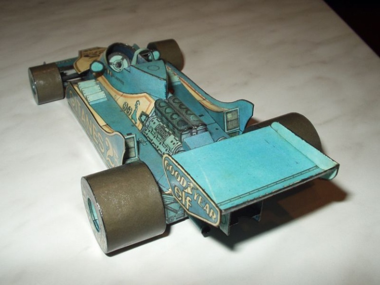 Ligier Gitanes JS 11 (Plná velikost v novém okně) Ligier Gitanes JS 11