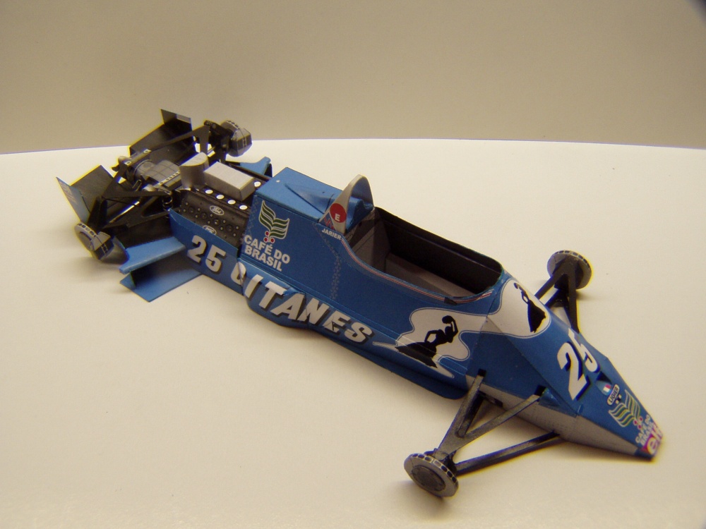 Ligier JS21, 1983, J. P. Jarier, GP USA (Plná velikost v novém okně) Ligier JS21, 1983, J. P. Jarier, GP USA