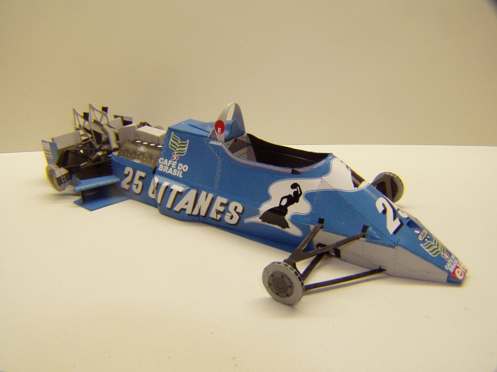 Ligier JS21, 1983, J. P. Jarier, GP USA (Plná velikost v novém okně) Ligier JS21, 1983, J. P. Jarier, GP USA
