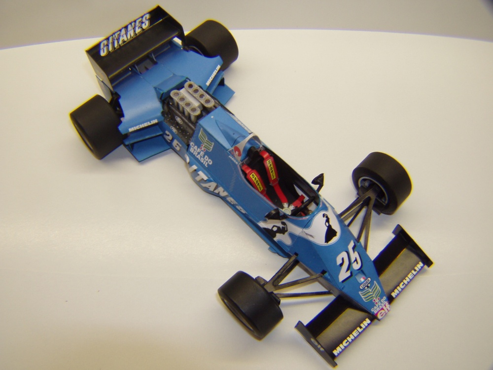 Ligier JS21, 1983, J. P. Jarier, GP USA (Plná velikost v novém okně) Ligier JS21, 1983, J. P. Jarier, GP USA