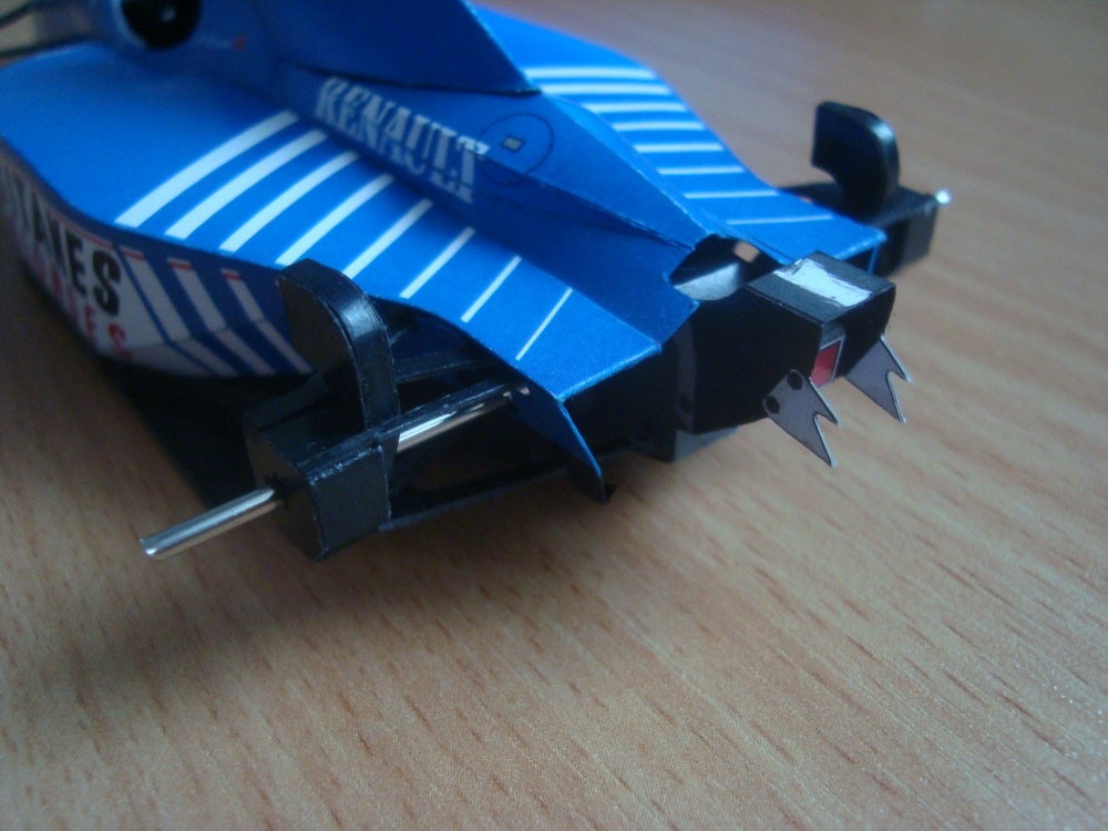 Ligier JS39 - 1993 - Mark Blundell (Plná velikost v novém okně) Ligier JS39 - 1993 - Mark Blundell