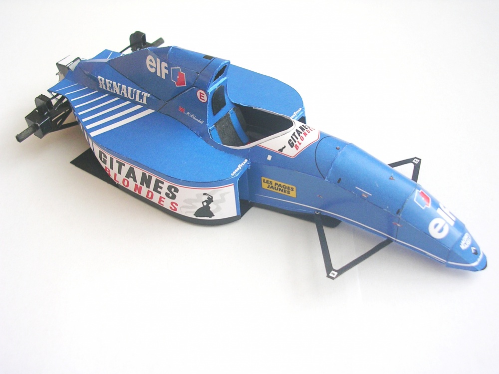 Ligier JS39, 1993 Mark Blundell (Plná velikost v novém okně) Ligier JS39, 1993 Mark Blundell