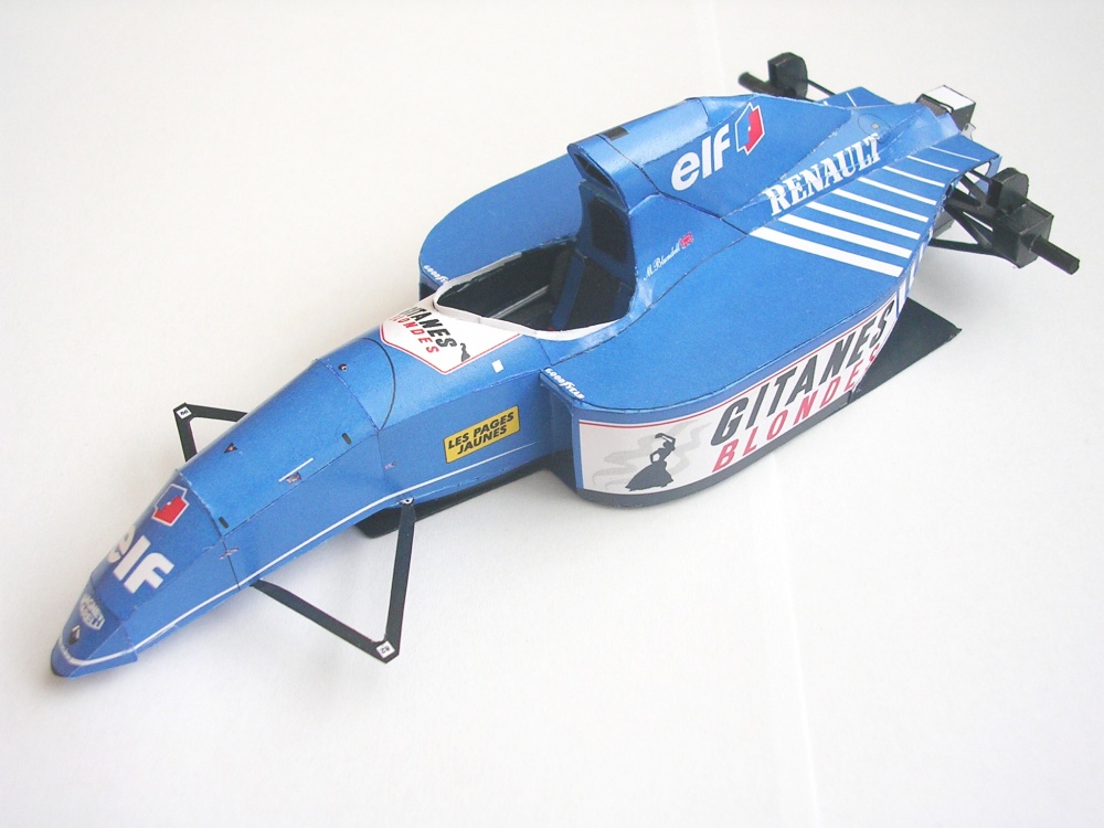 Ligier JS39, 1993 Mark Blundell (Plná velikost v novém okně) Ligier JS39, 1993 Mark Blundell