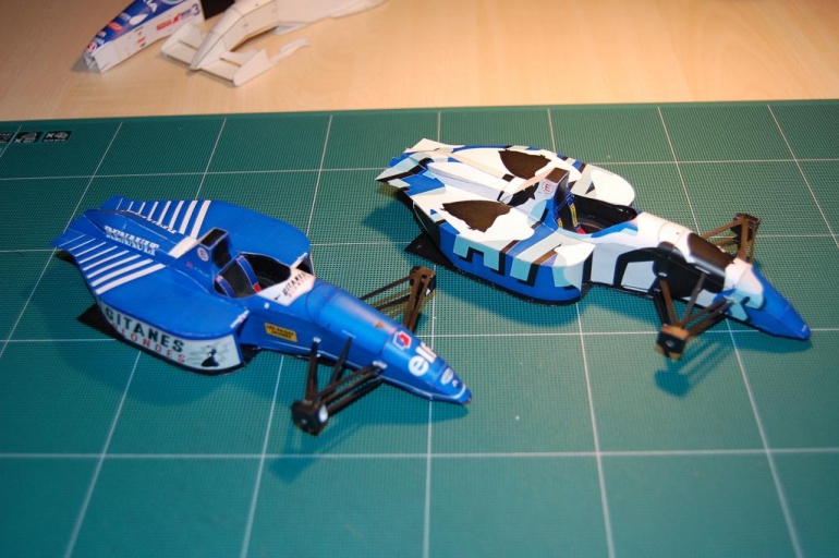 Ligier JS39 rok 1993 (Plná velikost v novém okně) Ligier JS39 rok 1993