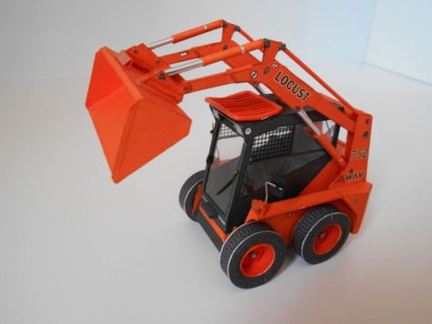 Locust L752 s voz�kem