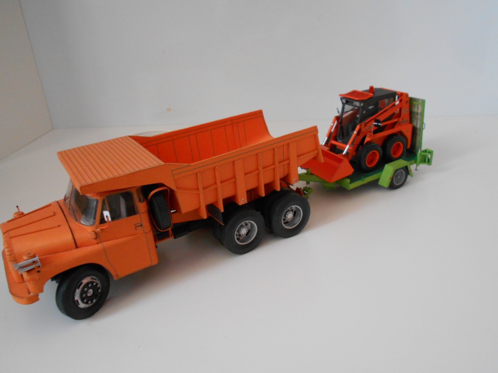 Locust L752 s voz�kem