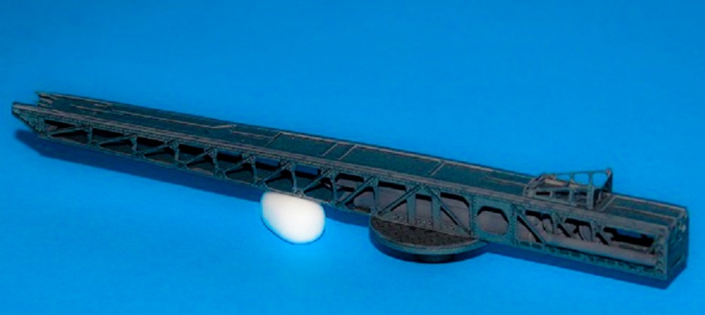 233079