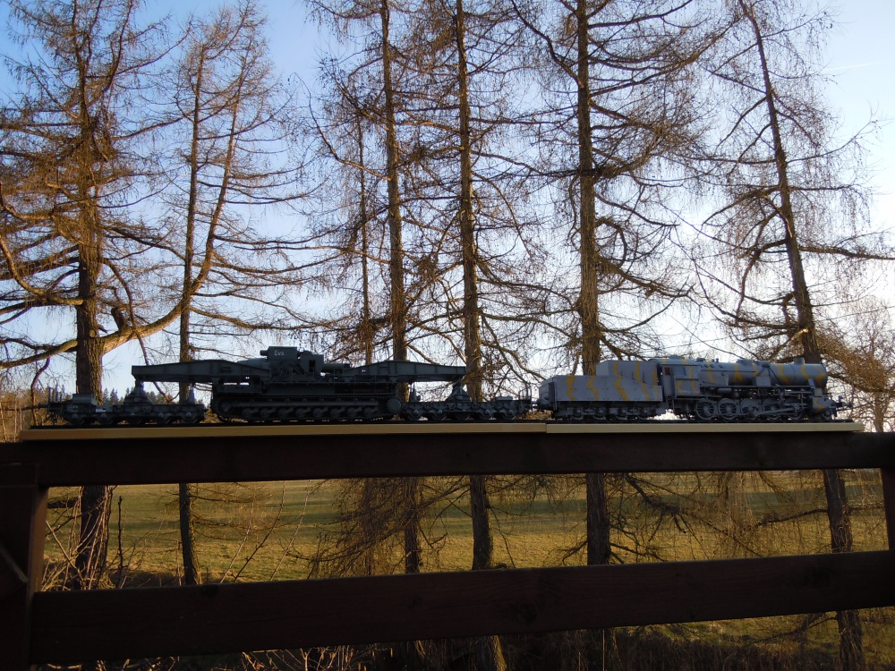 268537