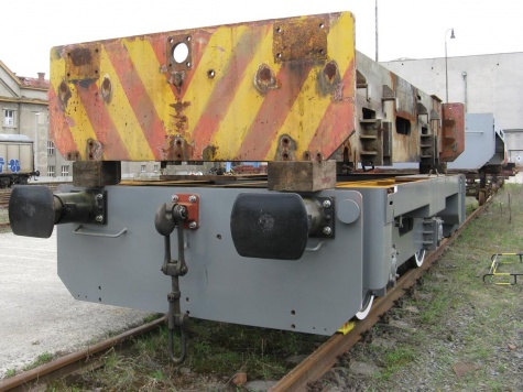 Lokomotiva T211 (701) - fotografie p�edlohy