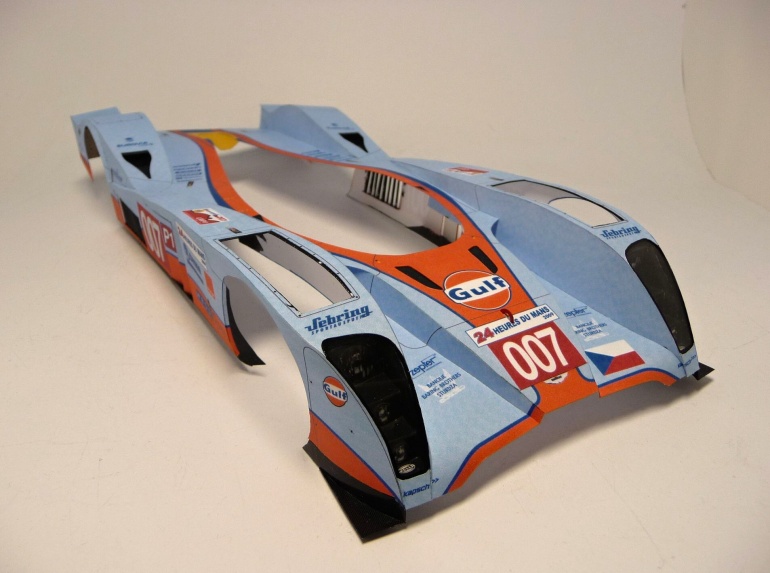 Lola - Aston Martin