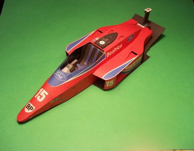 Lola Haas THL-2, Alan Jones (1986) (Plná velikost v novém okně) Lola Haas THL-2, Alan Jones (1986)