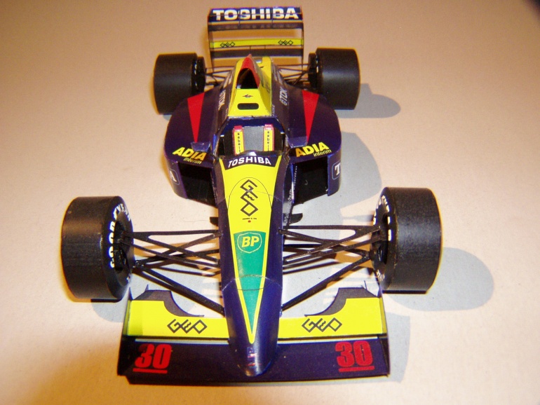 Lola Larousse LC90, 1990, A. Suzuki (Plná velikost v novém okně) Lola Larousse LC90, 1990, A. Suzuki