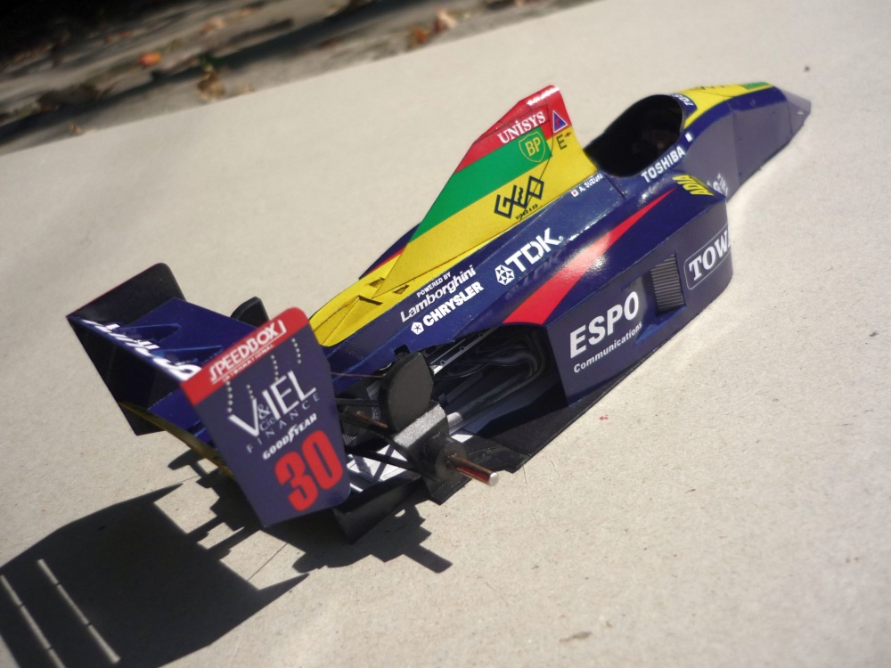 Lola Larrousse LC-90 - Aguri Suzuki - GP Japonska 1990 (Plná velikost v novém okně) Lola Larrousse LC-90 - Aguri Suzuki - GP Japonska 1990