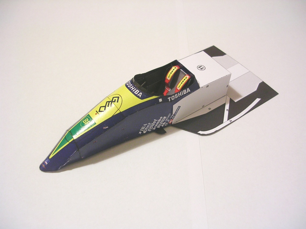 Lola Larrousse LC90, 1990 Aguri Suzuki (Plná velikost v novém okně) Lola Larrousse LC90, 1990 Aguri Suzuki