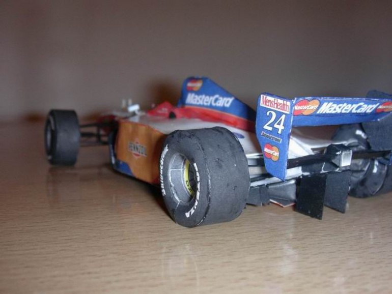 Lola T 97/30 (Plná velikost v novém okně) Lola T 97/30