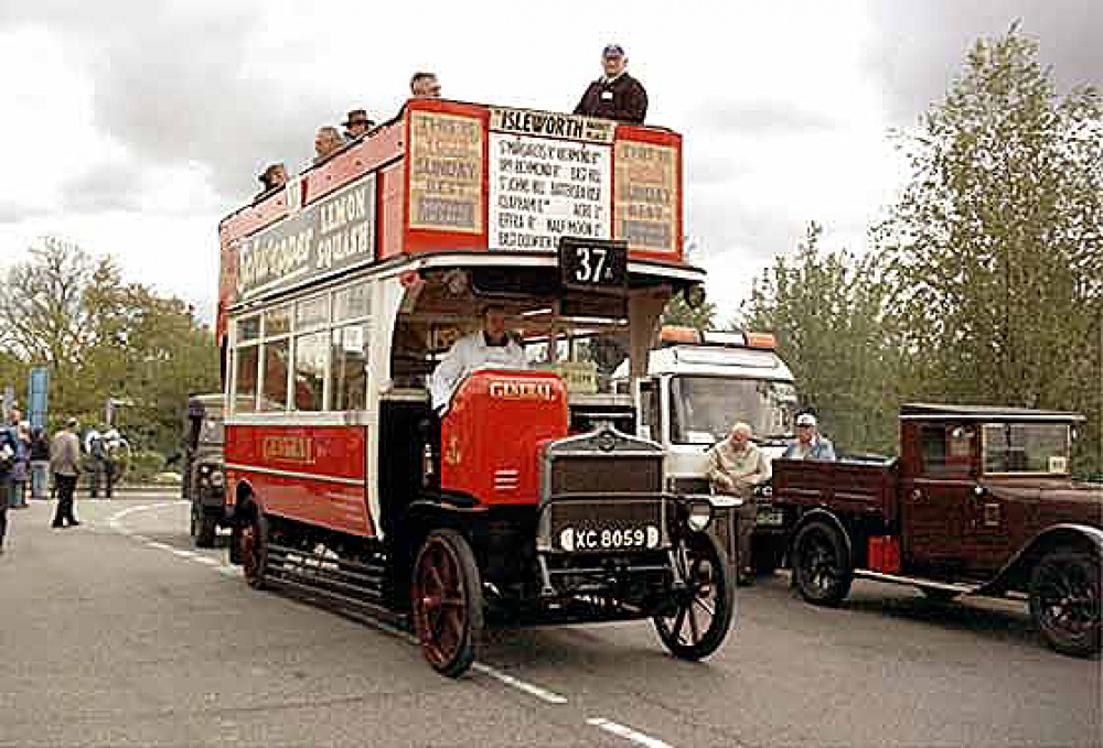 Londýnský bus AEC typ K (Plnďż˝ velikost v novďż˝m oknďż˝) Londýnský bus AEC typ K