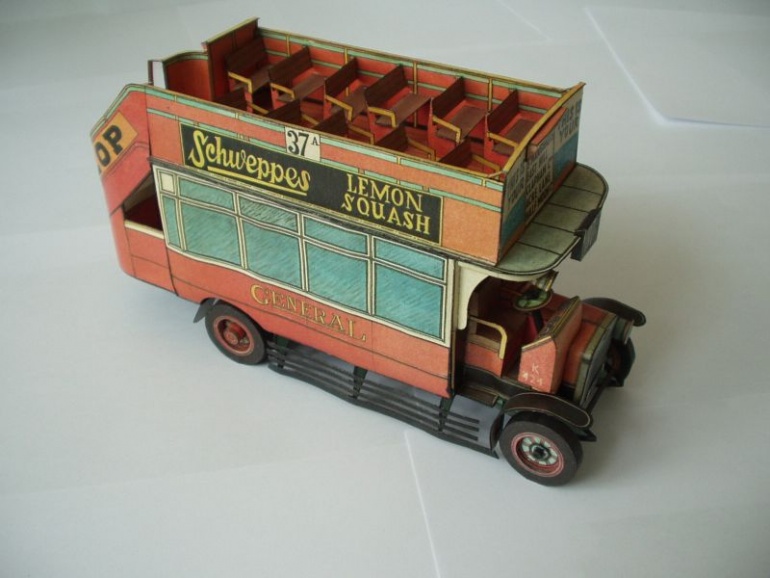 Londýnský patrový autobus (Plnďż˝ velikost v novďż˝m oknďż˝) Londýnský patrový autobus