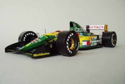 Lotus 107 (1992; Hakkinen)