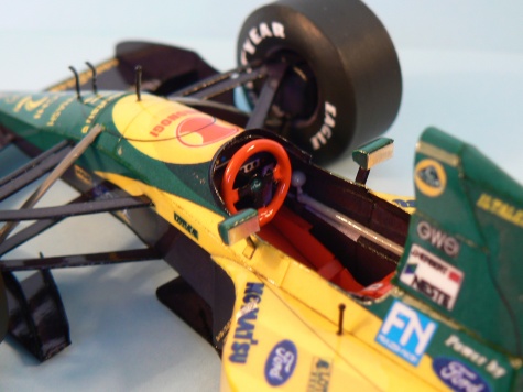 LOTUS 107,1992-VC KANADY,Johnny Herbert LOTUS 107,1992-VC KANADY,Johnny Herbert