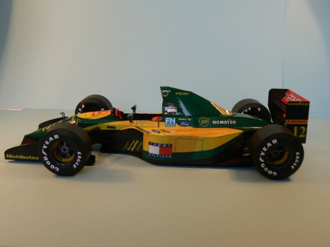 LOTUS 107,1992-VC KANADY,Johnny Herbert LOTUS 107,1992-VC KANADY,Johnny Herbert