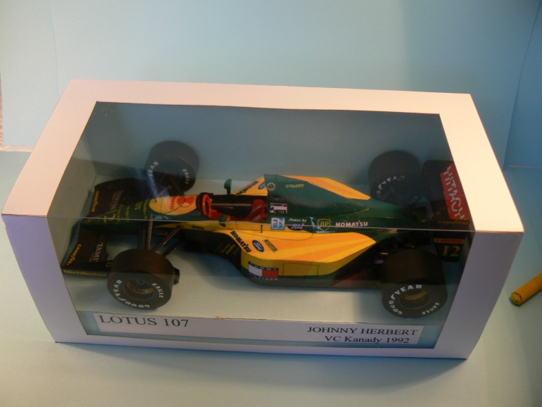 LOTUS 107,1992-VC KANADY,Johnny Herbert (Pln� velikost v nov�m okn�) LOTUS 107,1992-VC KANADY,Johnny Herbert