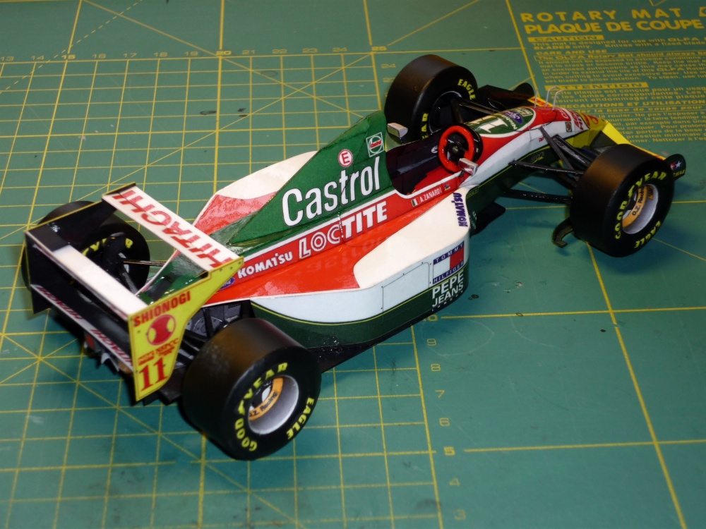 Lotus 107B - Alessandro Zanardi - Monako 93 (Plná velikost v novém okně) Lotus 107B - Alessandro Zanardi - Monako 93
