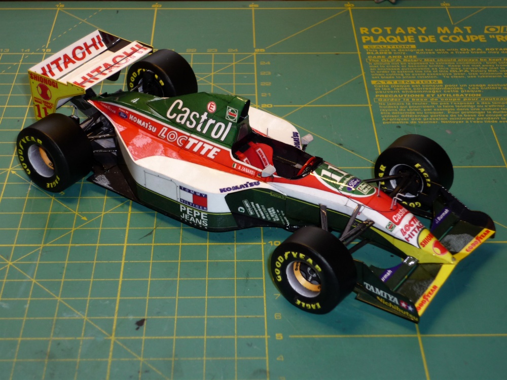 Lotus 107B - Alessandro Zanardi - Monako 93 (Plná velikost v novém okně) Lotus 107B - Alessandro Zanardi - Monako 93
