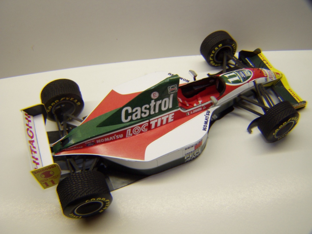 Lotus 107B, 1993, A. Zanardi, GP Brazílie (Plná velikost v novém okně) Lotus 107B, 1993, A. Zanardi, GP Brazílie