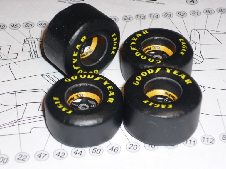 Lotus 107C / P.Lamy / 1994
