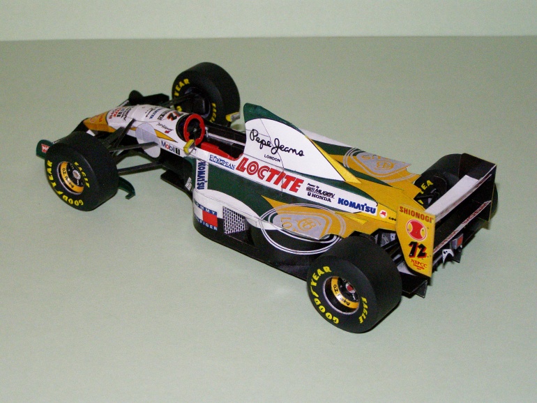 Lotus 107C (Plná velikost v novém okně) Lotus 107C
