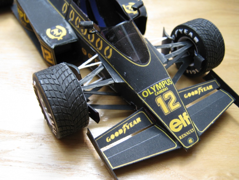 Lotus 97T (Plná velikost v novém okně) Lotus 97T