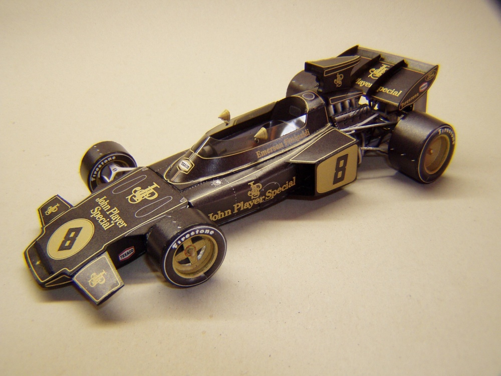 Lotus 72D, 1972, E. Fittipaldi (Plná velikost v novém okně) Lotus 72D, 1972, E. Fittipaldi