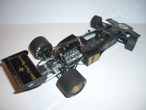 Lotus 72 D