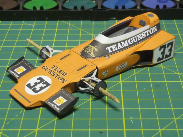 Lotus 72 E / Eddie Keizan / JAR 75 (Plná velikost v novém okně) Lotus 72 E / Eddie Keizan / JAR 75