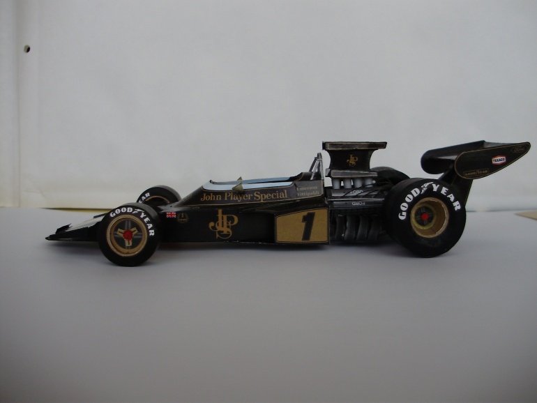 Lotus 72D (Plná velikost v novém okně) Lotus 72D