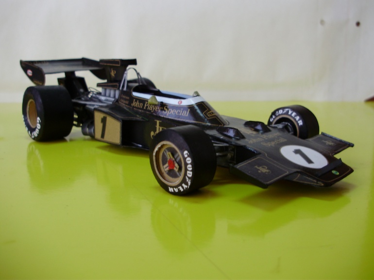 Lotus 72D (Plná velikost v novém okně) Lotus 72D