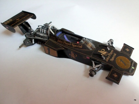 Lotus 72D