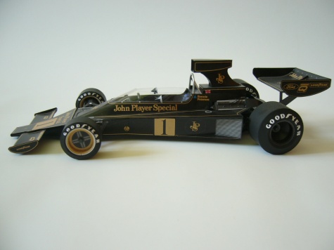 Lotus 76