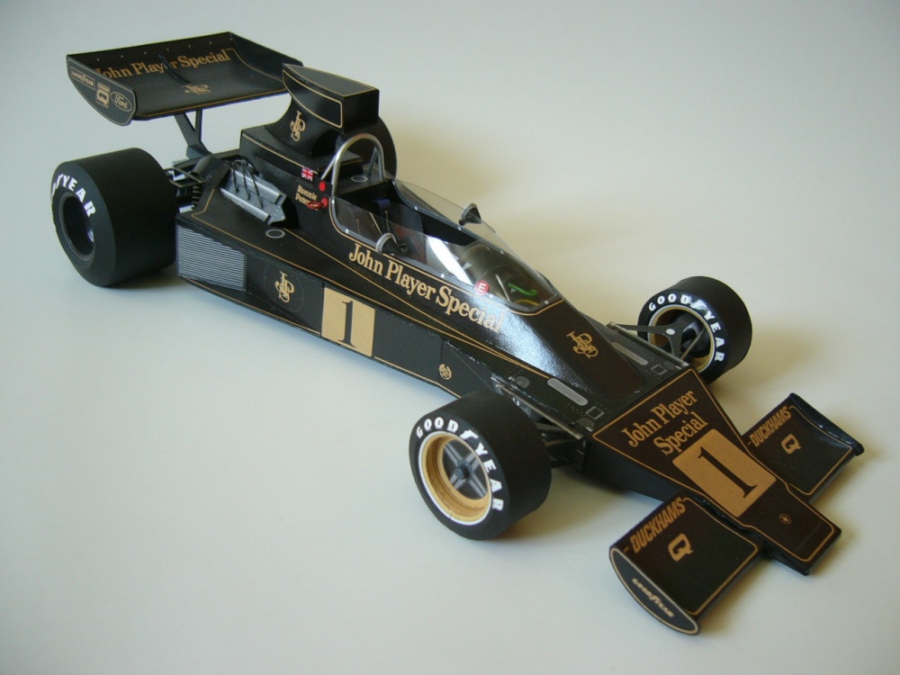 Lotus 76 (Plná velikost v novém okně) Lotus 76