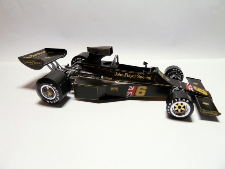 Lotus 77 (Plná velikost v novém okně) Lotus 77