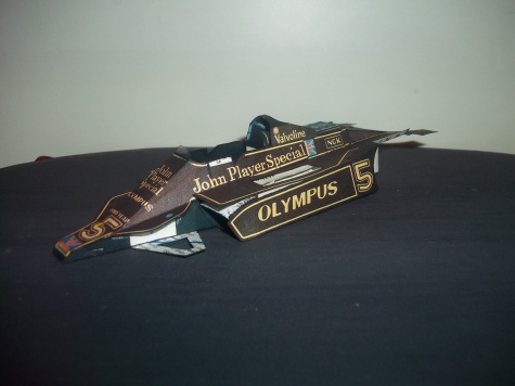 Lotus 79 JPS / �ern� rakev