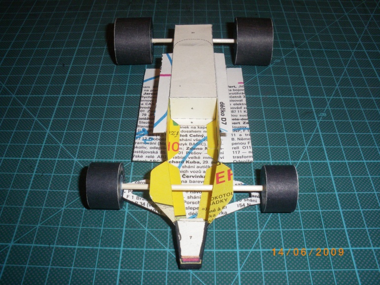 44372