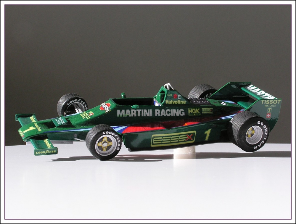 Lotus 80 (Plná velikost v novém okně) Lotus 80