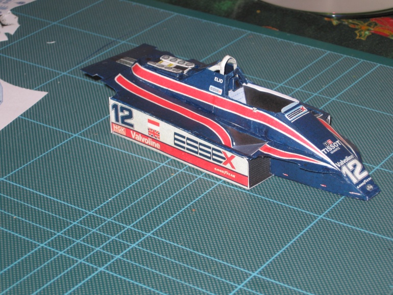 Lotus 81 (Plná velikost v novém okně) Lotus 81