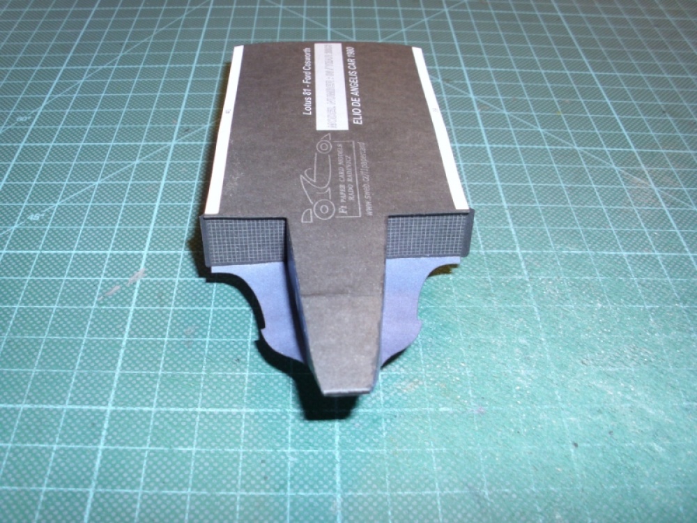 Lotus 81 (Plná velikost v novém okně) Lotus 81