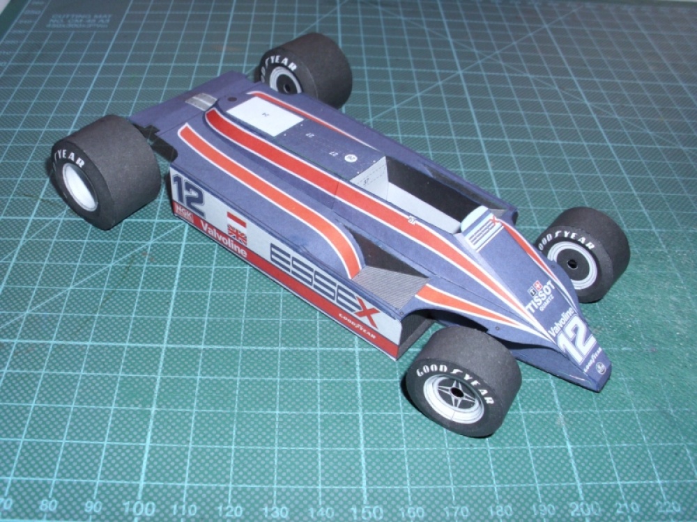 Lotus 81